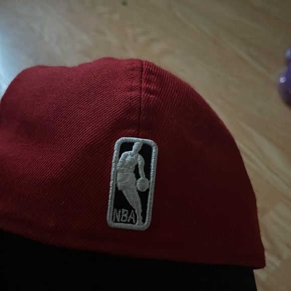 NBA Raptors Cap - Picture 3 of 4